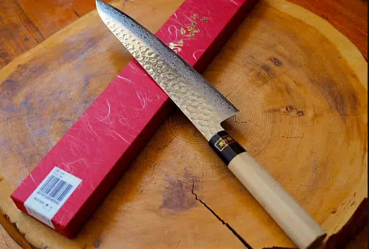 How to sharpen Damascus steel knives