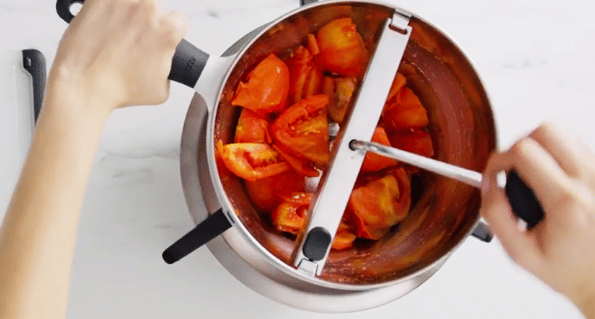 how to use a food mill for tomatoes