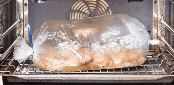 How to Use a Ziploc Bag in the Microwave