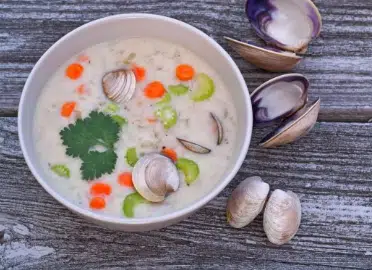 Can You Freeze Clam Chowder Made with Cream