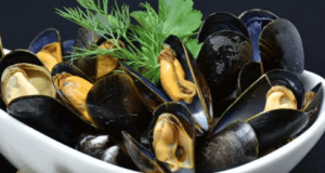 How to Defrost Frozen Mussels
