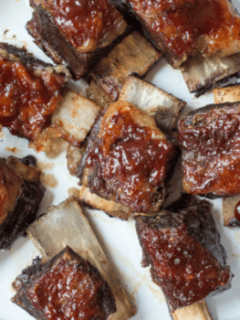 How to Cook Beef Short Ribs in the Oven