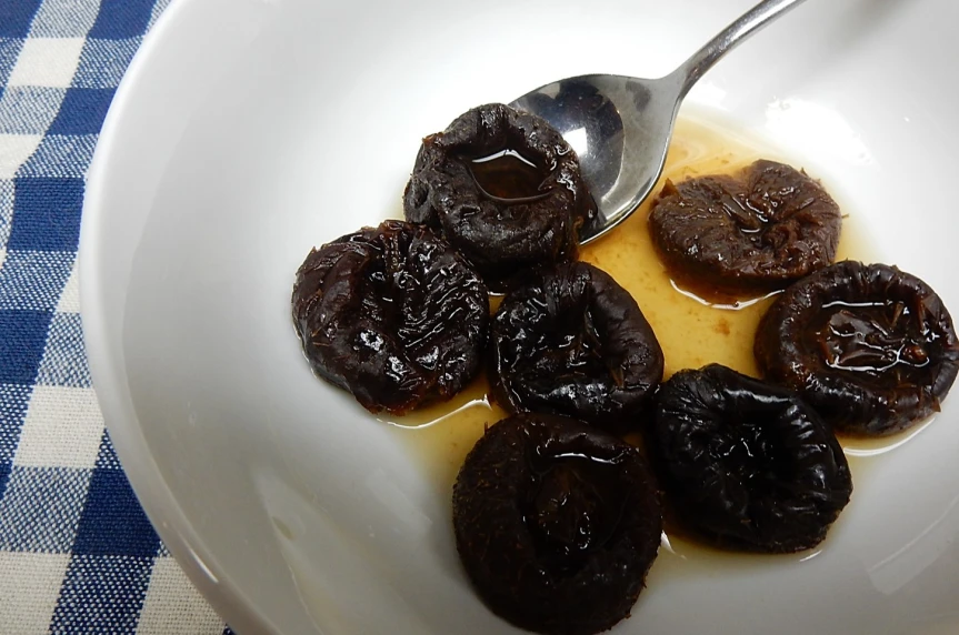 Stewed Prunes Recipe2