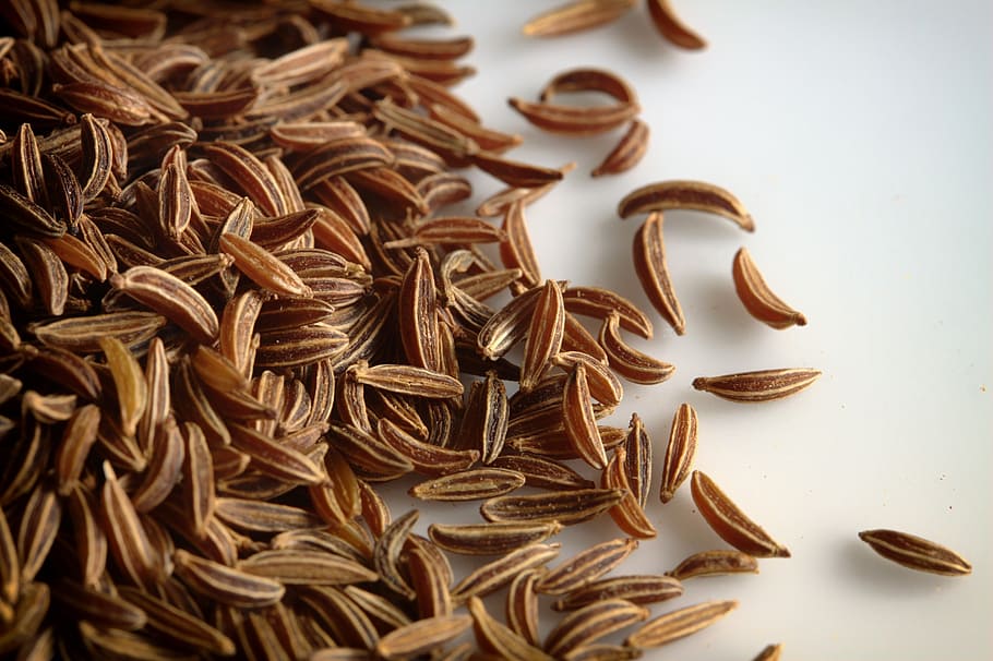 Can You Eat Caraway Seeds Raw?