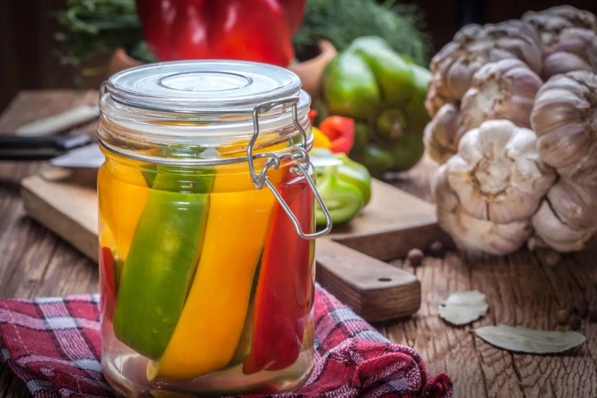 How to Pickle Peppers 
