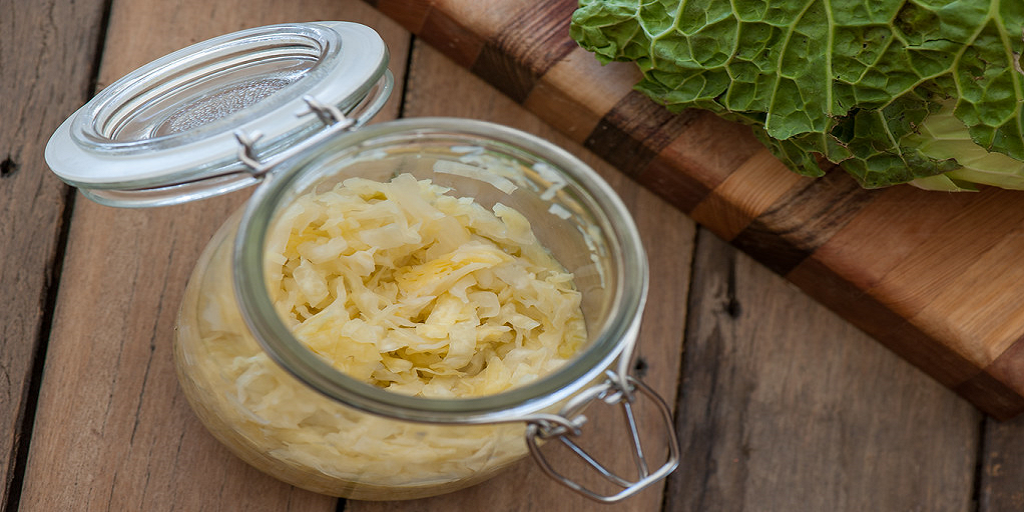 can you eat sauerkraut raw